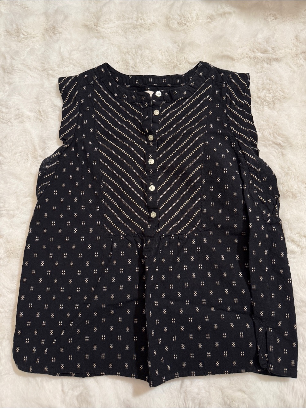 LOFT Petite Black & White Printed Blouse Size S NWOT
